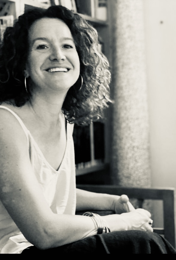 Elvira Yoga Gong Marseille